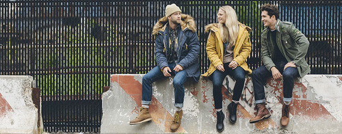 Фото: Зимние куртки Alpha Industries для любых морозов в тёплой компании
